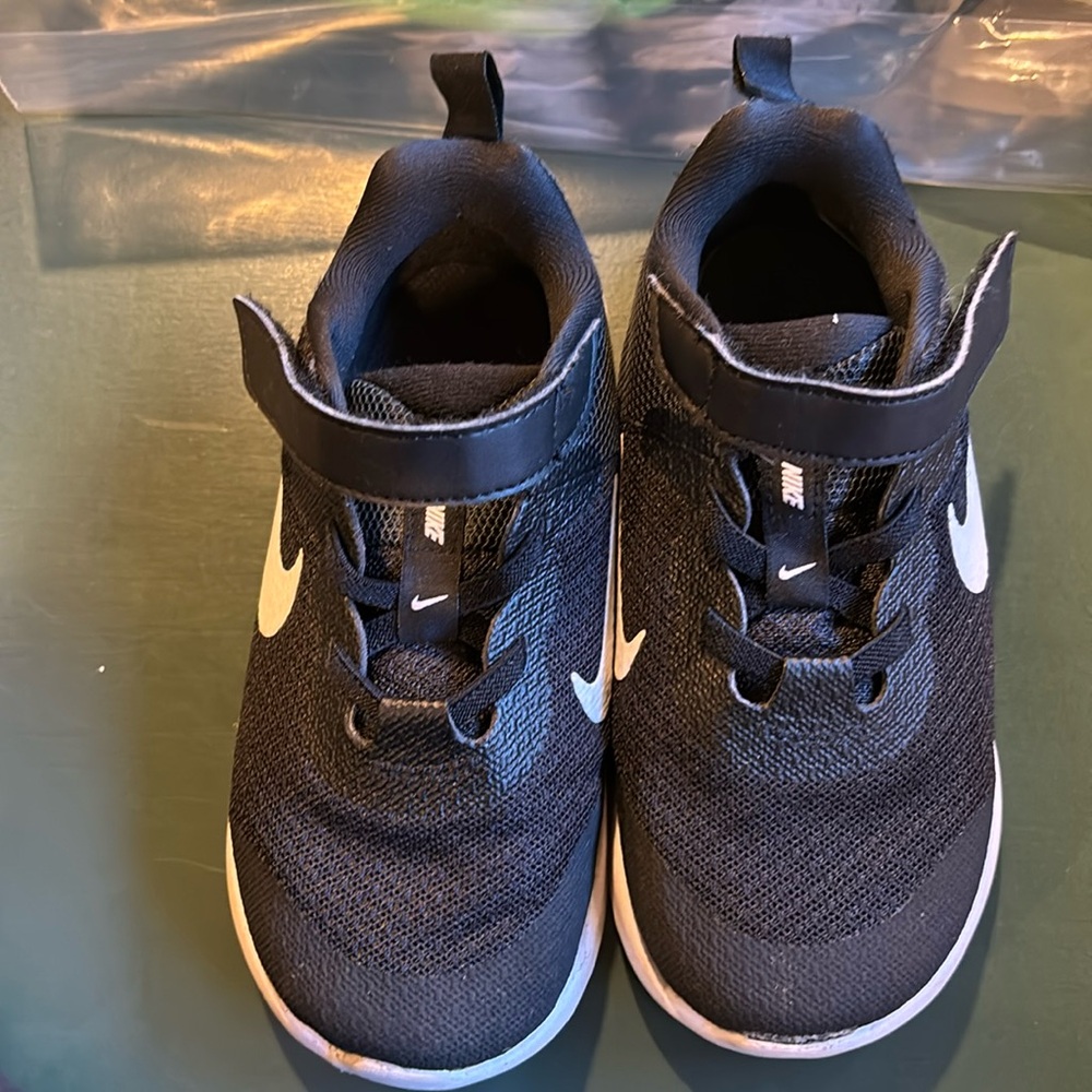 Toddler Nike size 10
